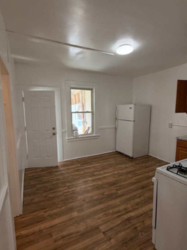 cocina - 49 Benton St