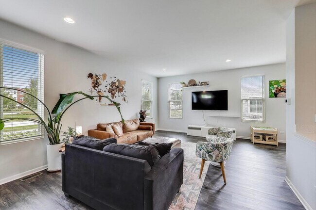 Foto del edificio - 4129 Winslow Ct
