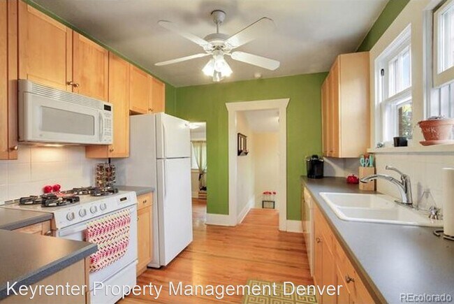 Building Photo - 3 br, 1 bath House - 3737 Julian St.