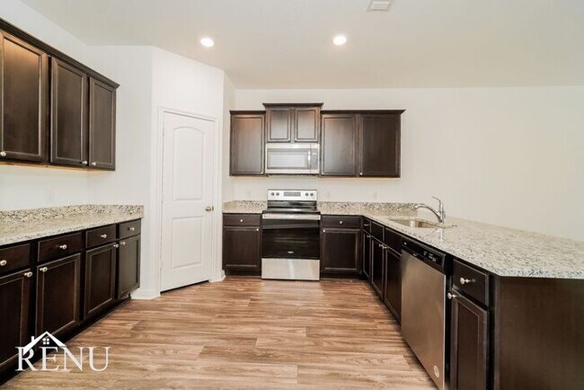 Foto del edificio - Coming Soon!