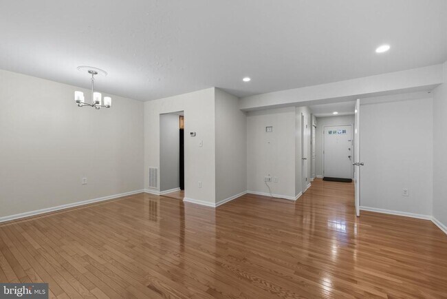 Foto del edificio - 6314 Draco St