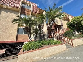 Building Photo - 2101 E 21st St