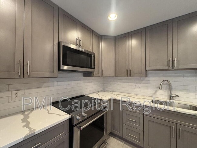 Photo - 7021 Whittier Blvd House