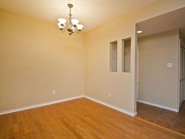 Building Photo - 8200 Neely Dr