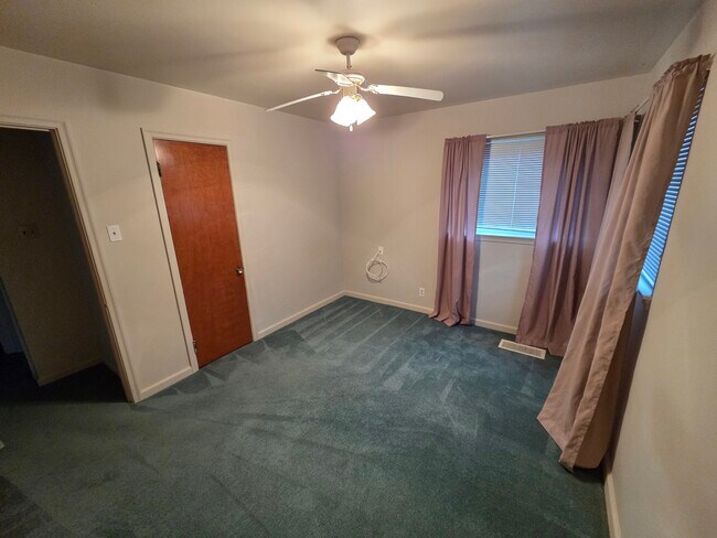 Foto del edificio - 2515 Martha St