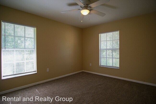 Building Photo - 2 br, 2 bath House - 1824 Lake Mariam Dr
