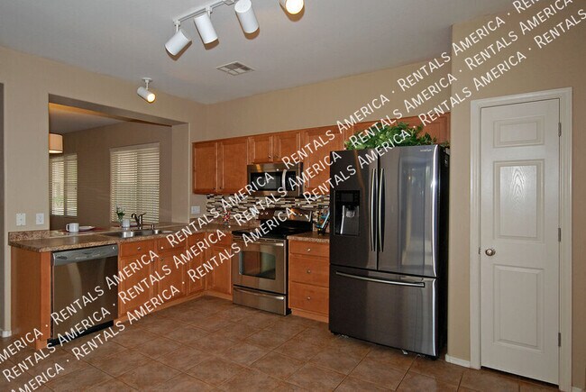 Foto del edificio - 2010 S Falcon Dr