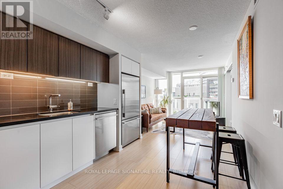 Primary Photo - 85-585 Queens Wharf Rd