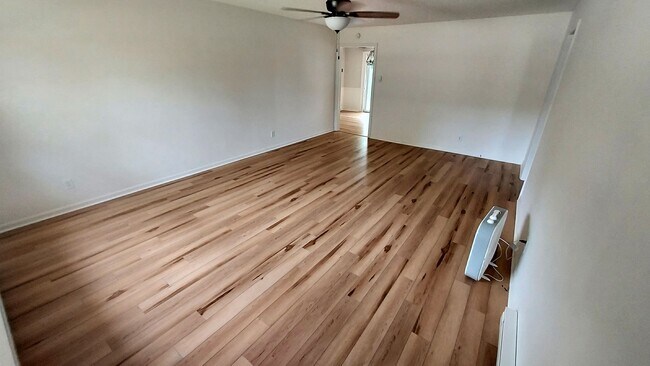 Foto del edificio - 2 Bedroom 1 Bath 1025 Sqft Home Minutes to...