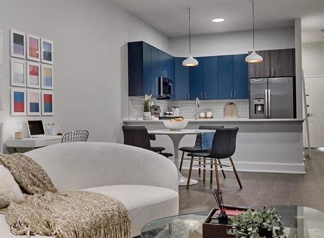 Primary Photo - 260 AVENUE E