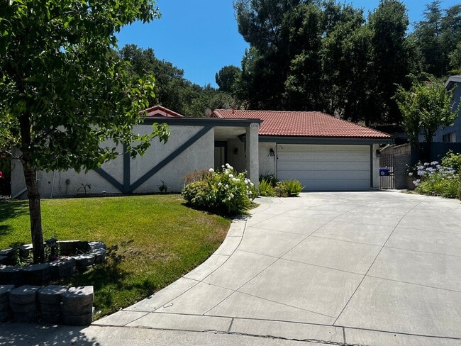 Building Photo - 23328 Alamos Ln