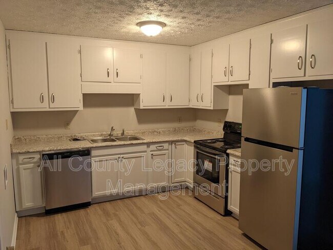 Building Photo - 171 Loblolly Dr