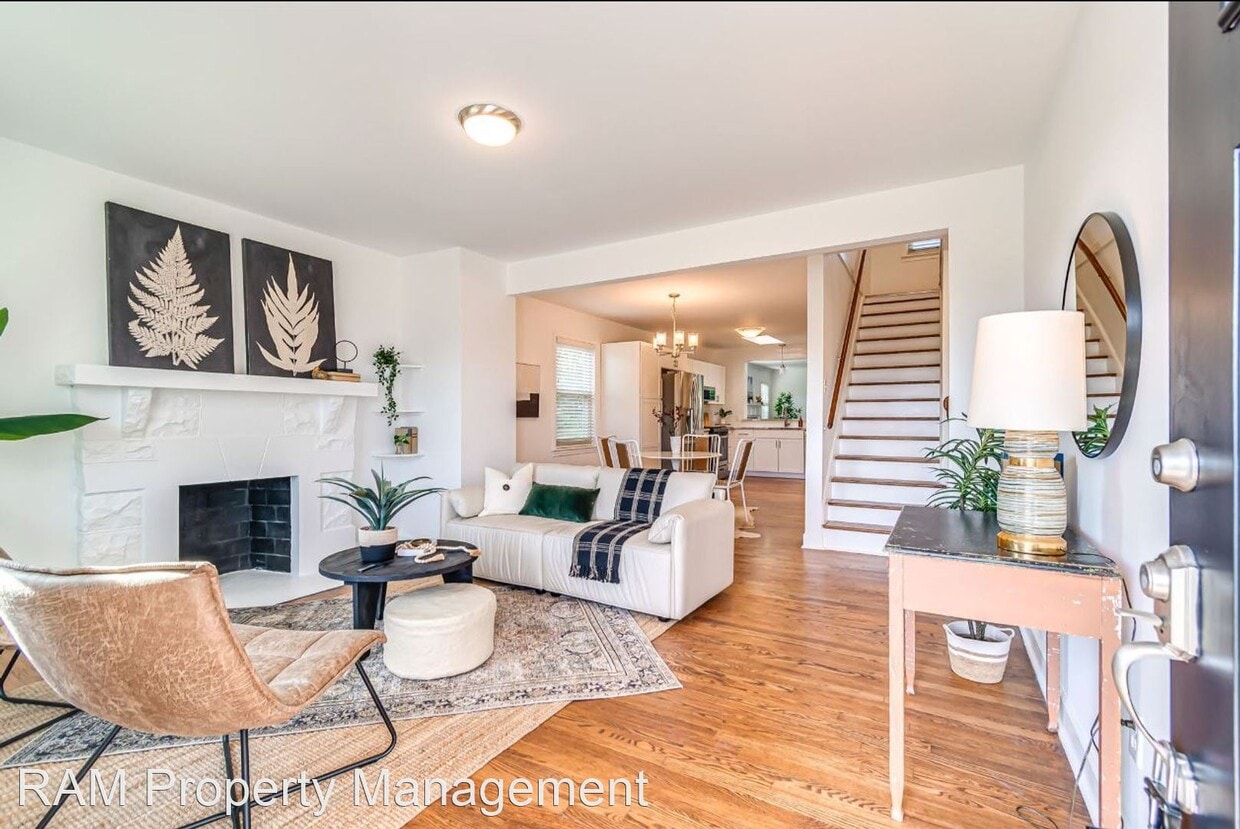 4 br, 3 bath House 423 Edwin Street House Rental in Nashville, TN