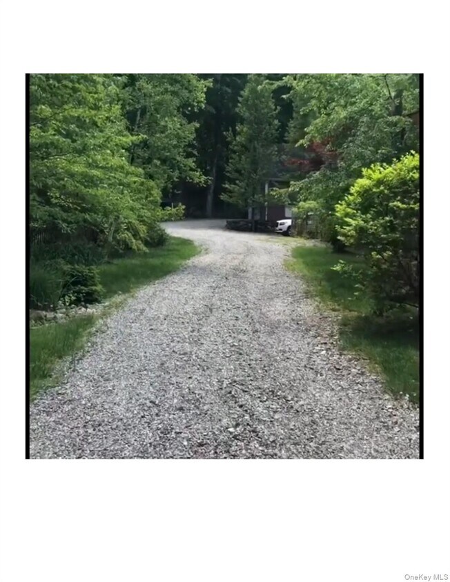 Foto del edificio - 215-217-217 Old Rte 22