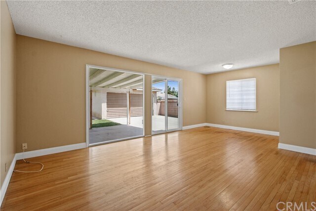 Building Photo - 126 S Turner Ave