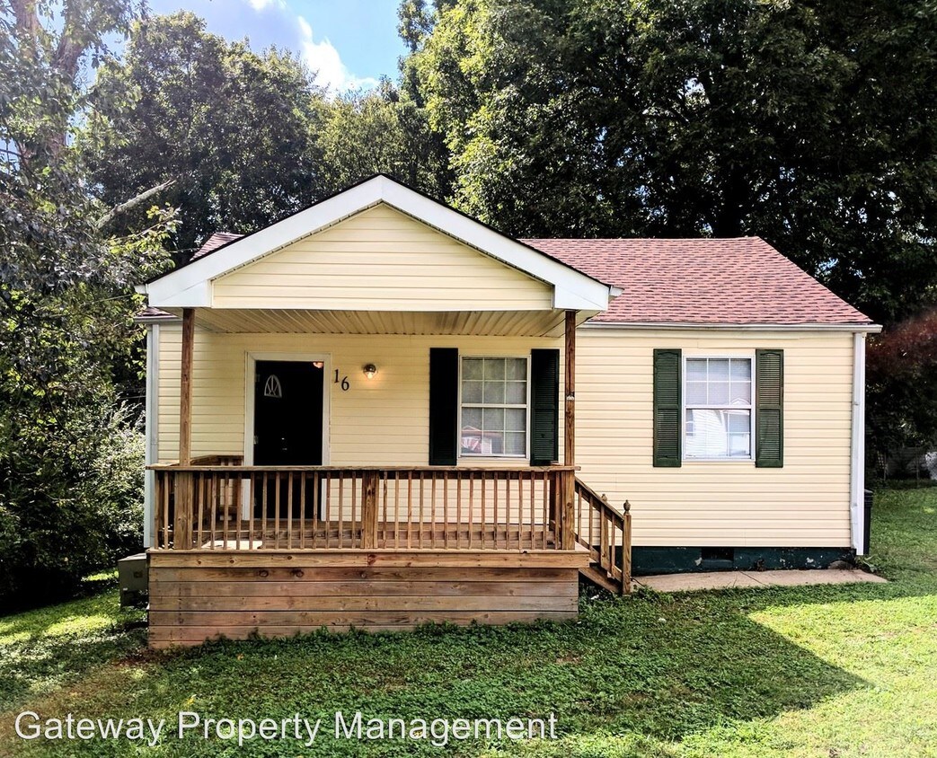 Primary Photo - 16 Chestnut Dr