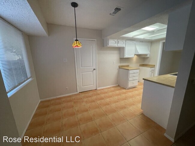 Building Photo - 3 br, 2 bath House - 8322 Sageline St