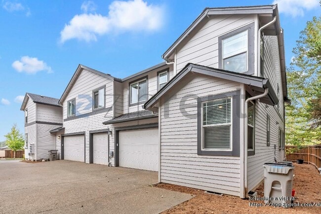 Building Photo - 14134 SW 165th Ave