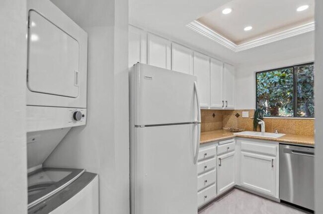 Foto del edificio - APARTMENT