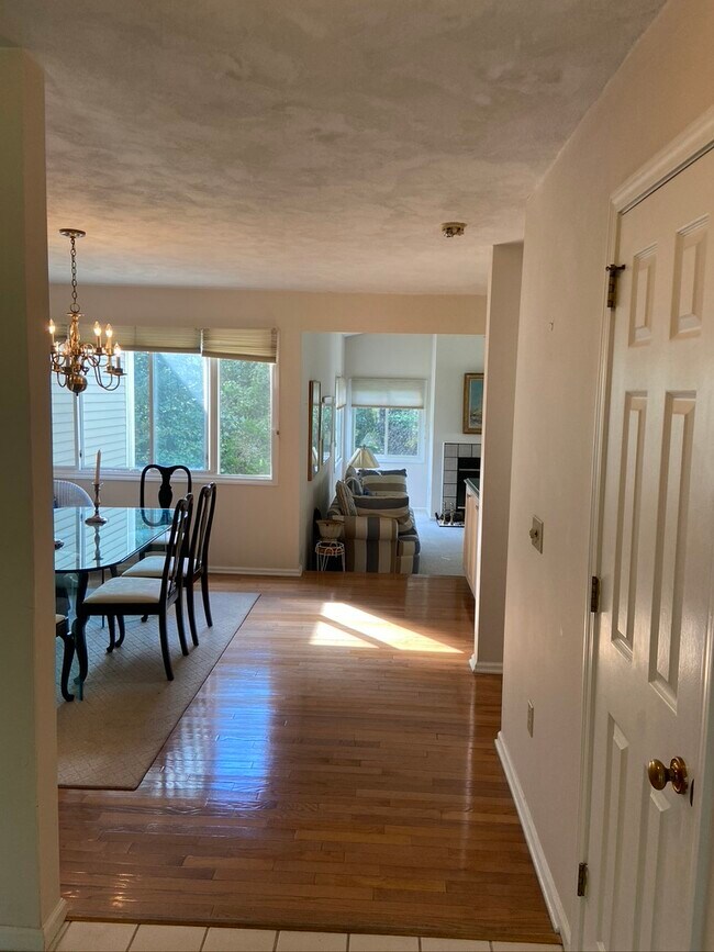 34 Legend Hill Rd Unit 34, Madison, CT 06443 Condo for Rent in