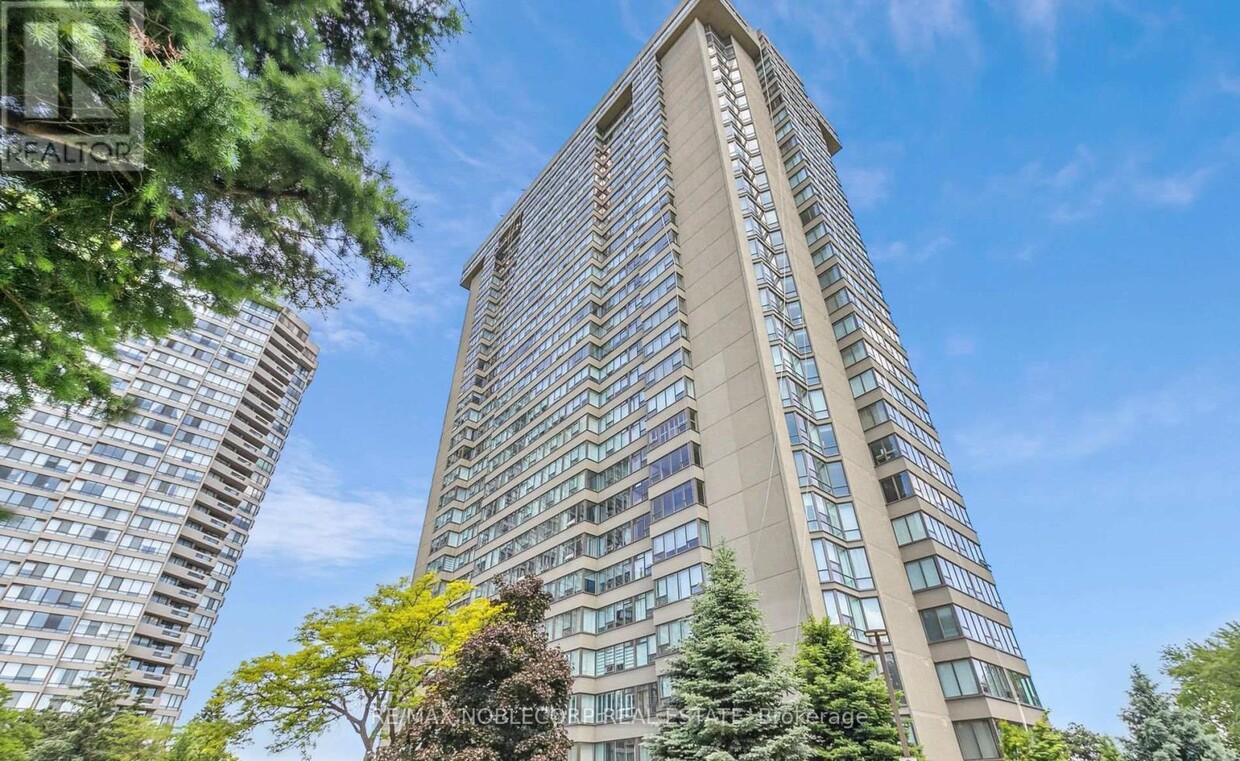 Photo principale - 55-1655 Skymark Dr