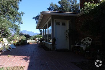 Foto principal - 1058 Inverness Dr