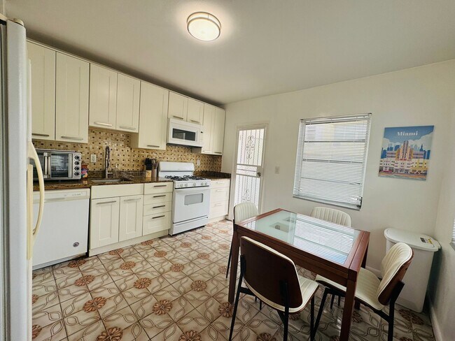 Foto del edificio - 650 Pennsylvania Ave