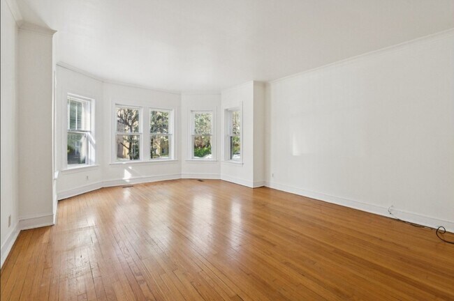Foto del edificio - 2249 W Arthur Ave