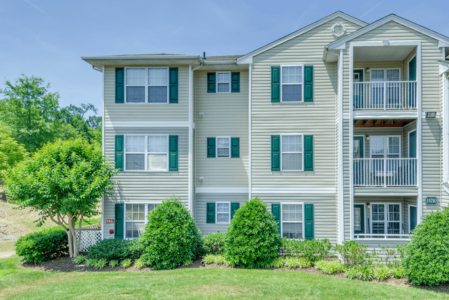 Building Photo - The Landings at Markhams Grant Apartments