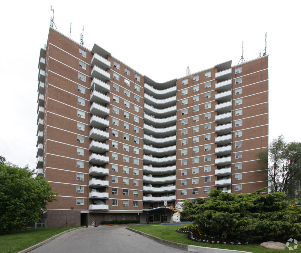 Primary Photo - Islington Towers