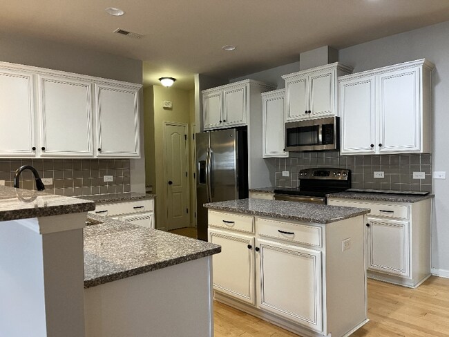 Building Photo - 105 E Neel Ranch Rd