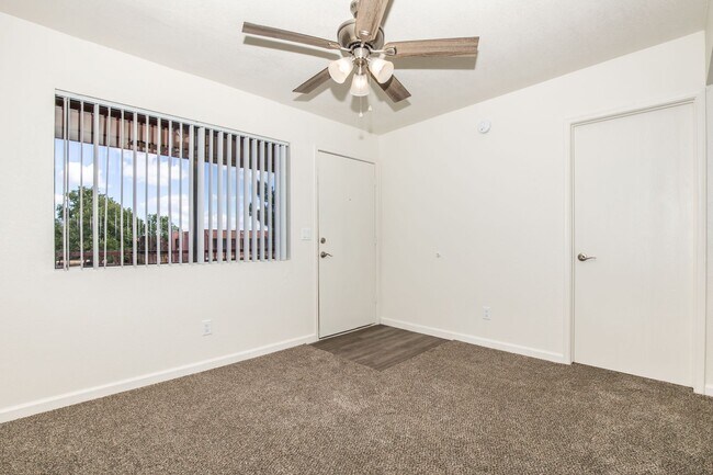 Foto del interior - Garden Plaza Apartments