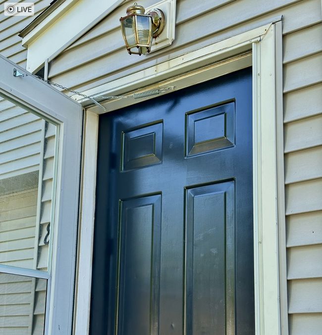 Front Entrance - 91 Faith St