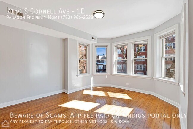 Foto del edificio - 7150-52 S Cornell Ave