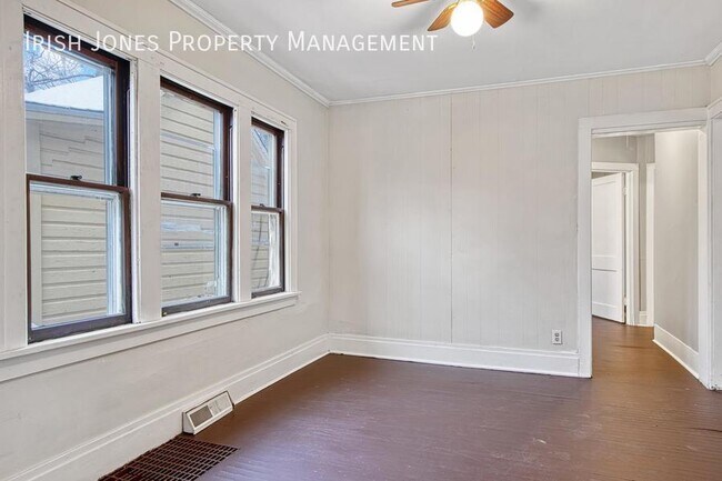 Foto del edificio - 343 Parkridge Ave