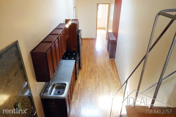Building Photo - 266 Himrod St
