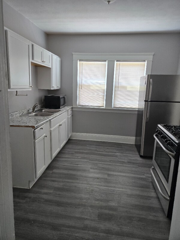 Foto del edificio - 9024 Yale Ave