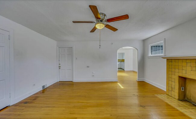 Building Photo - 99 Bedford St