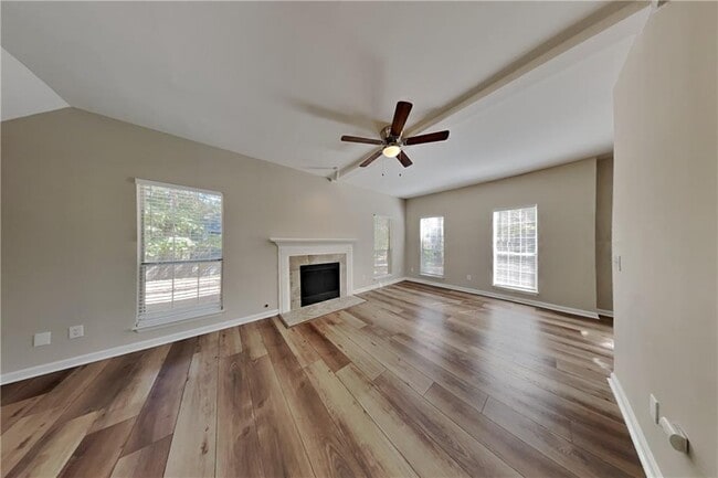 Building Photo - 5855 Shadewater Dr