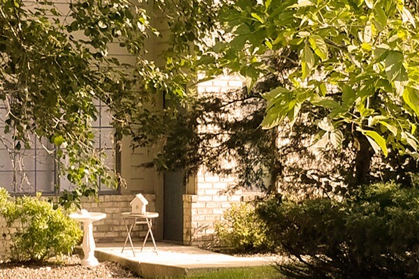 Tranquil oasis in the heart of possibilities! - 420 Bolson Dr