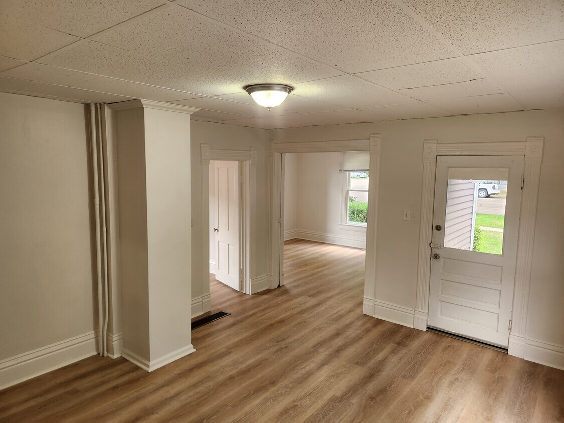 Foto principal - 735 Kimbark St