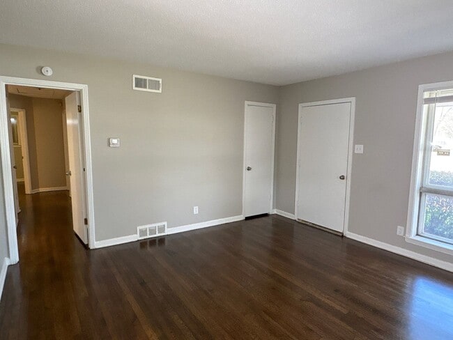 Foto del edificio - Updated 3 bedroom 1 Bath home - Open To Section 8