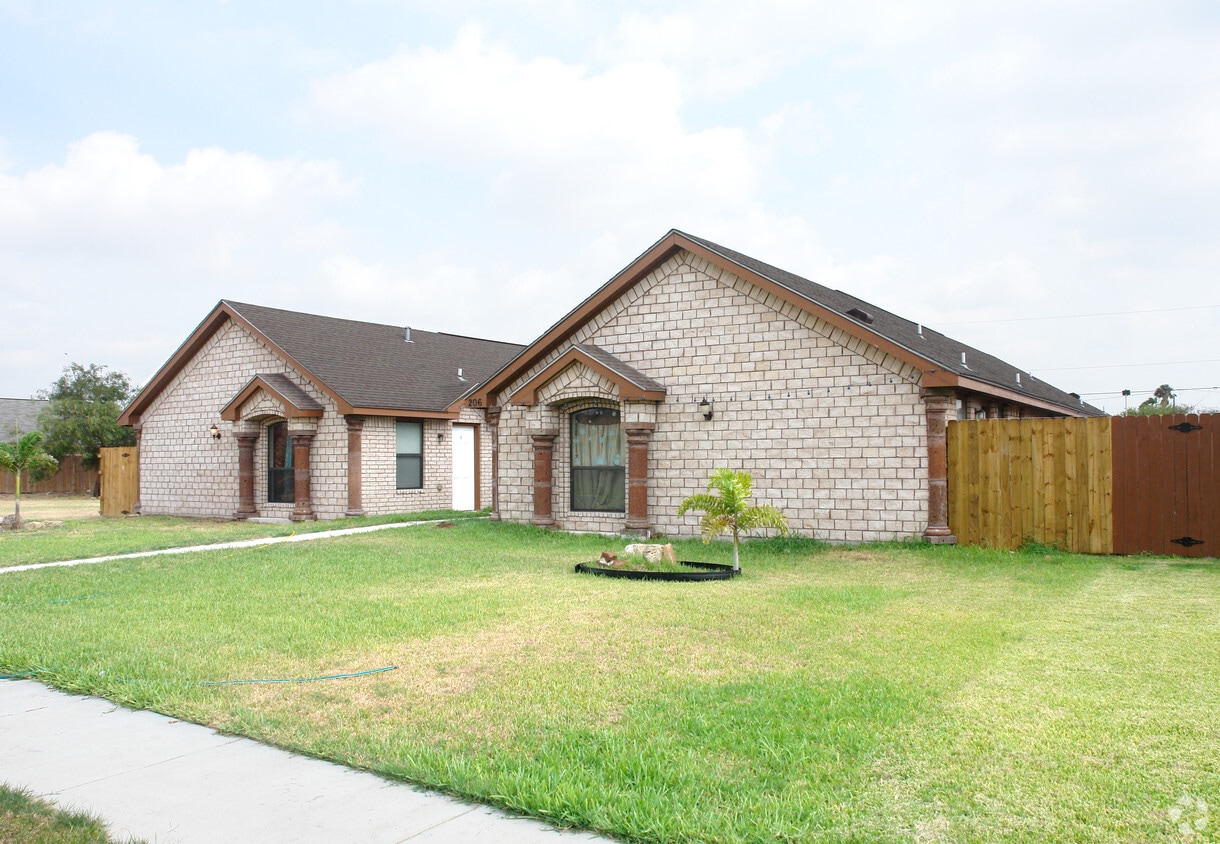 206 Amy Dr, San Juan, TX 78589 Apartments in San Juan, TX