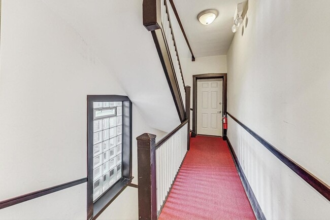 Foto del edificio - 6150 N Ravenswood Ave