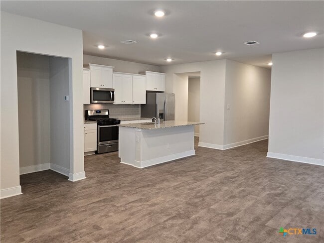 Foto del edificio - 1420 Parkwood