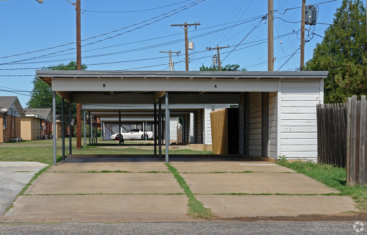 Building Photo - Four Duplexes