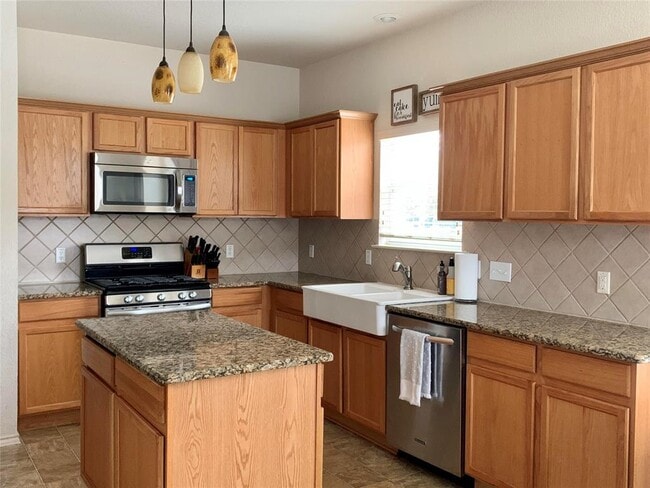 Building Photo - 1401 Colorado Bend Dr