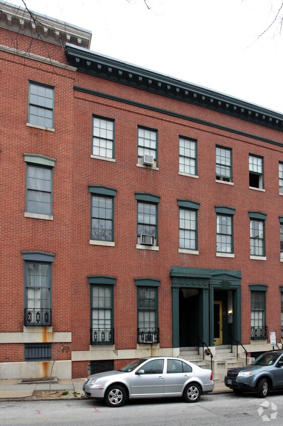 Building Photo - 14 E Madison St