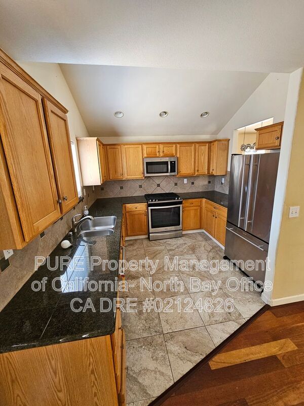 Building Photo - 319 Toscana Cir
