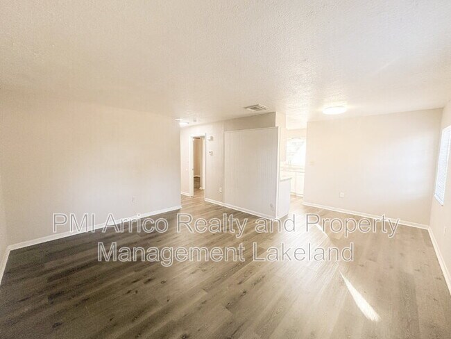 Foto del edificio - 4135 Old Rd 37